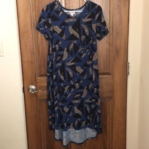 🎉Sale 5/$25 clothes and shoes
LulaRoe Carly dress